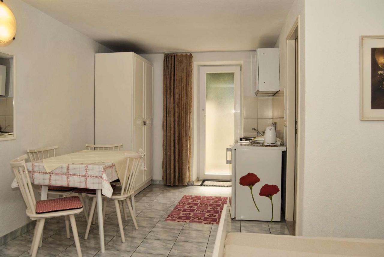 מאקרסקה Apartments Mili 732 מראה חיצוני תמונה